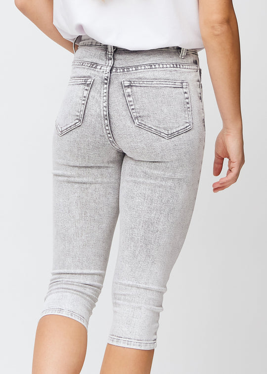 Grå capris til kvinder fra Perfect Jeans