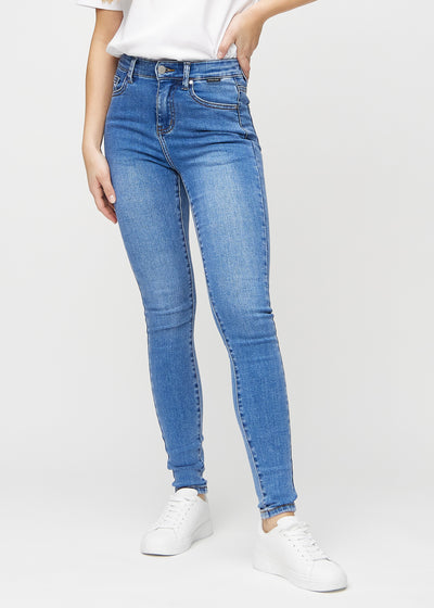 Denim skinny jeans, model name Rivers, slim fit, front view.